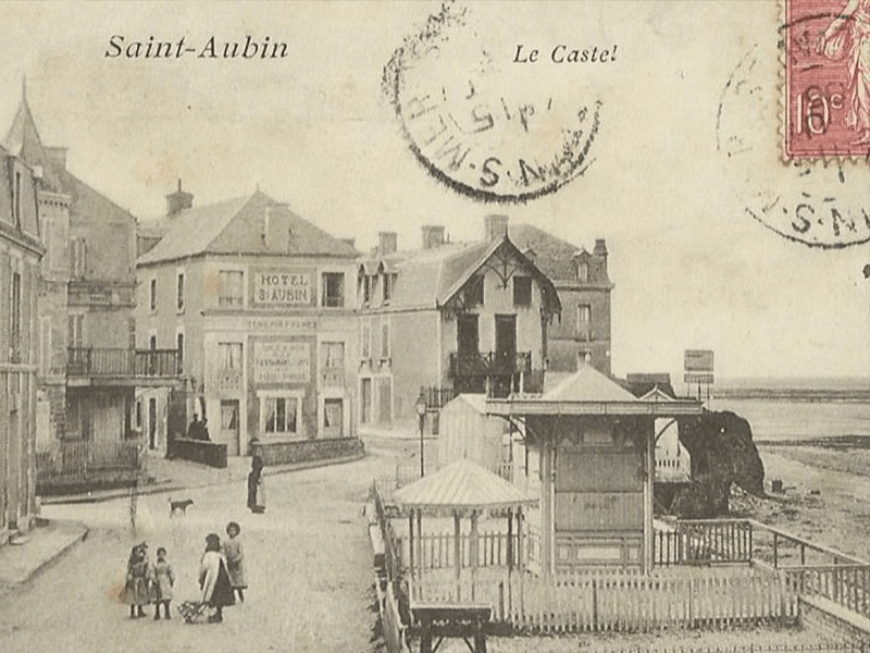 Carte postale sépia de Saint-Aubin-sur mer - le castel