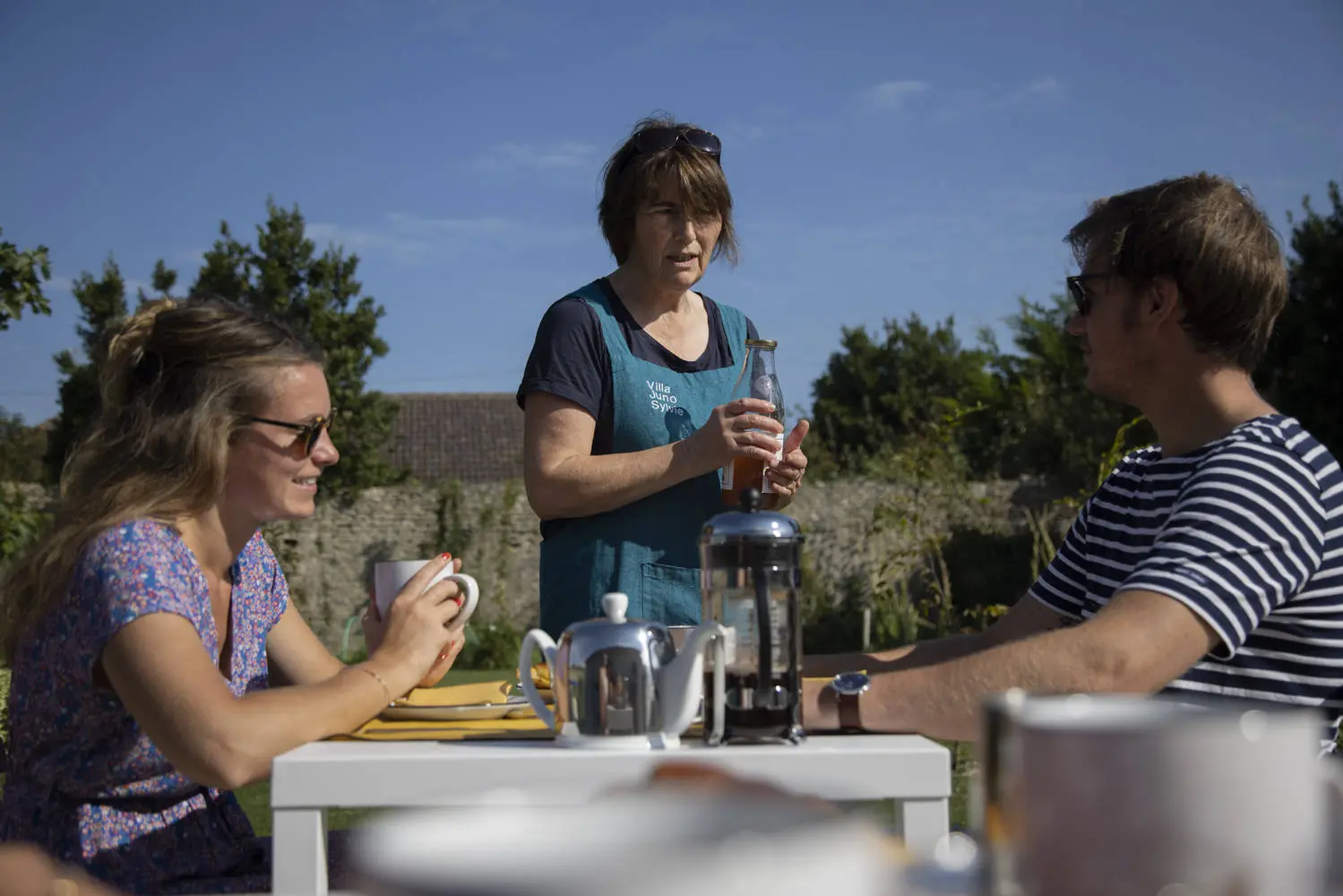 Villa Juno - Petit-déjeuner au jardin